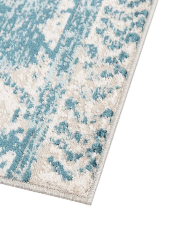 Detail image of  7' x 10' Leipzig Rug