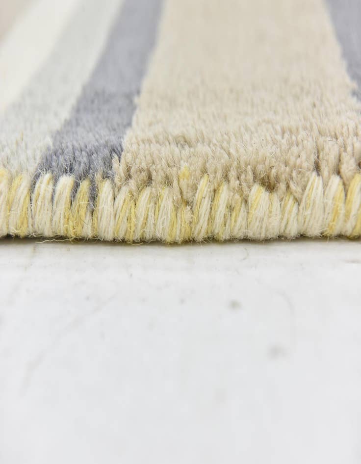 Detail image of  2' 8 x 5' Luna Wool Rug