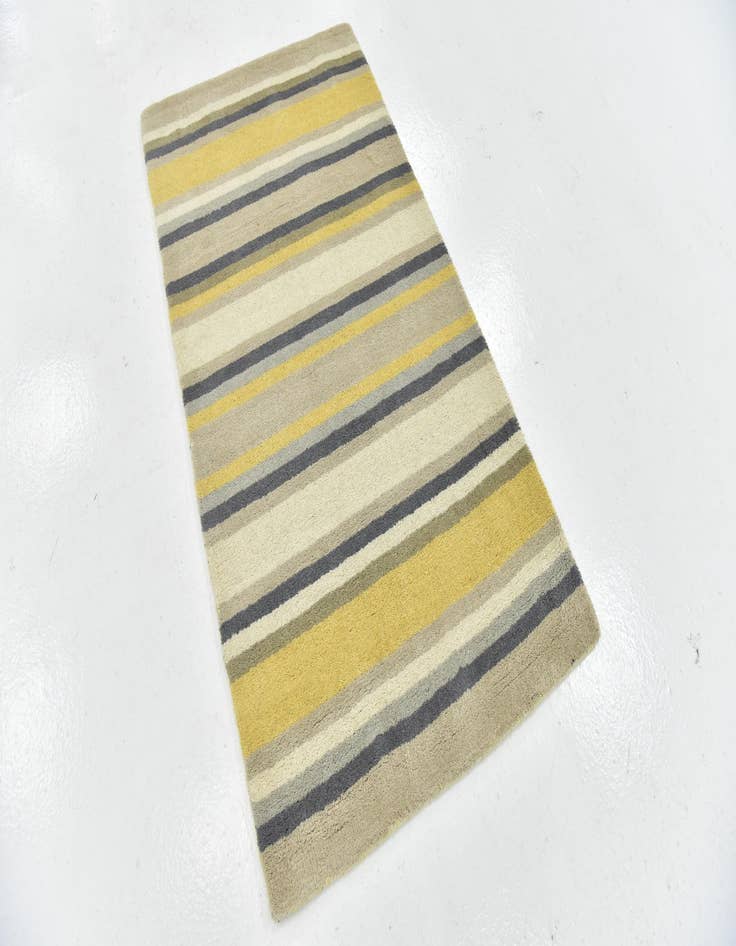 Detail image of  2' 8 x 4' 10 Luna Wool Rug