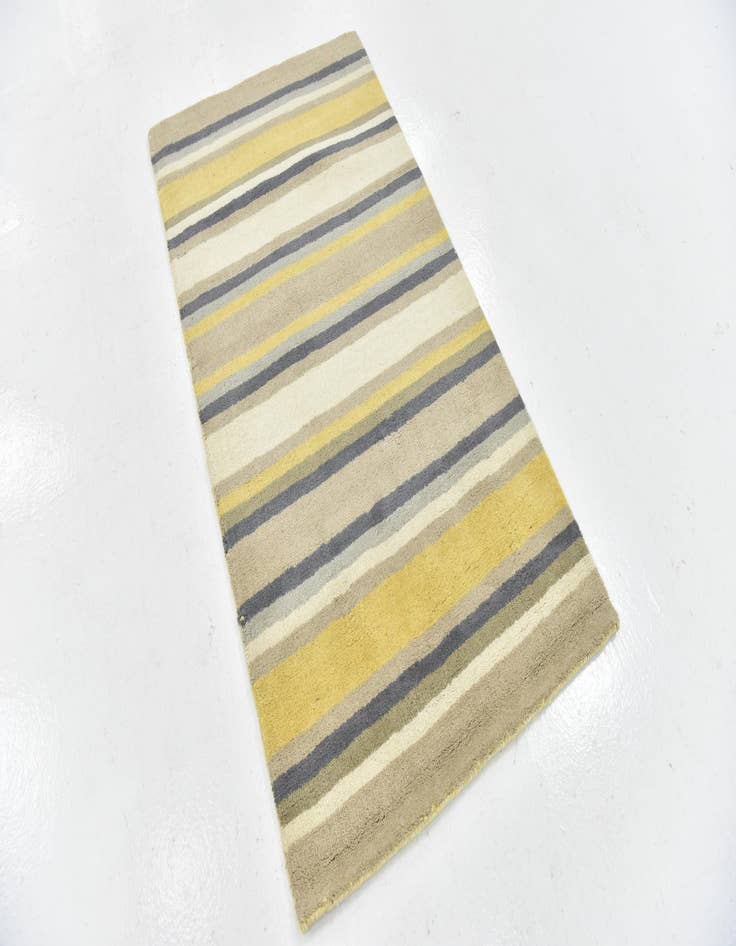 Detail image of  2' 8 x 5' Luna Wool Rug