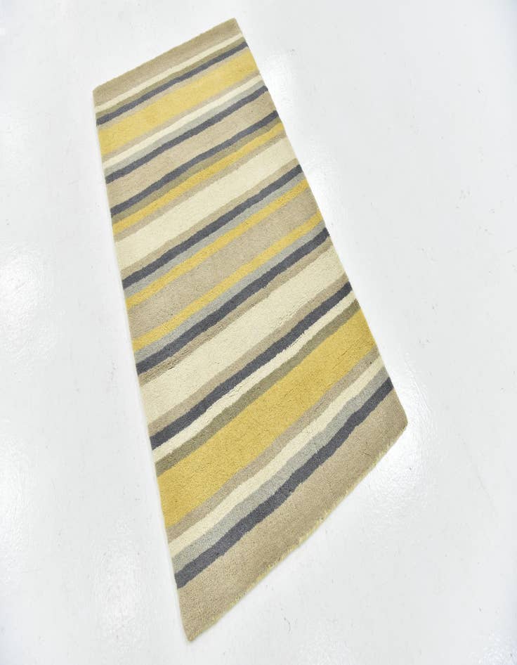 Detail image of  2' 8 x 4' 10 Luna Wool Rug