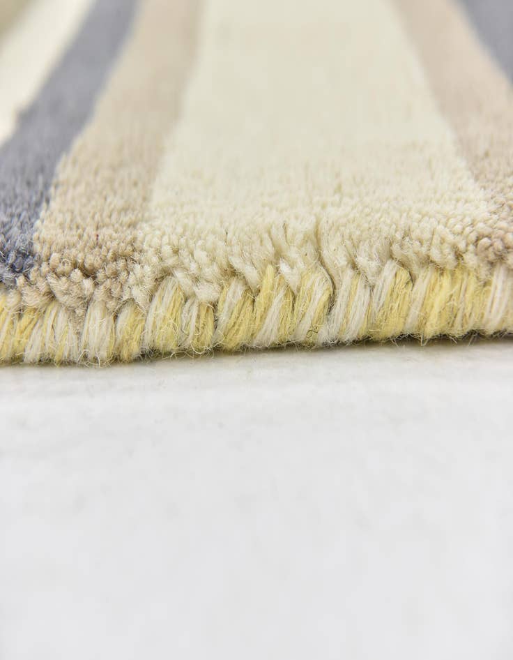 Detail image of  2' 9 x 4' 10 Luna Wool Rug