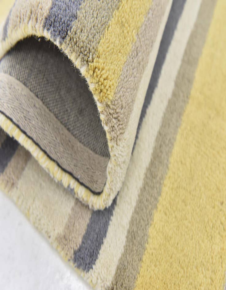 Detail image of  2' 9 x 4' 10 Luna Wool Rug