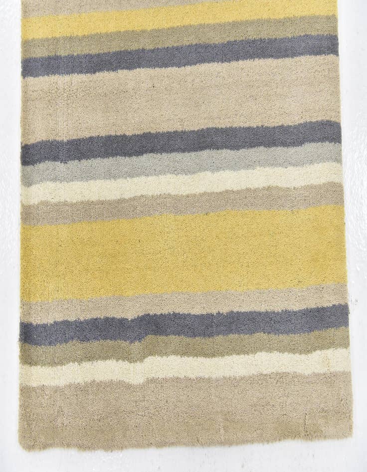 Detail image of  2' 8 x 5' Luna Wool Rug