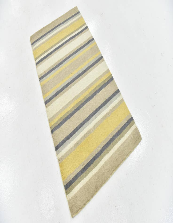 Detail image of  2' 8 x 4' 10 Luna Wool Rug