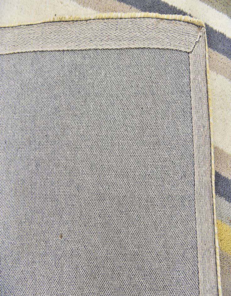 Detail image of  2' 8 x 4' 10 Luna Wool Rug