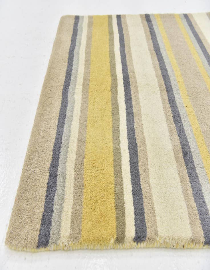 Detail image of  2' 8 x 5' Luna Wool Rug