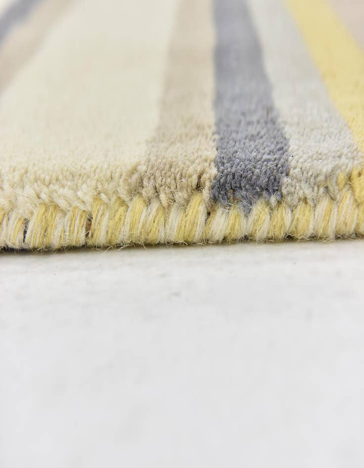 Detail image of  2' 8 x 5' Luna Wool Rug