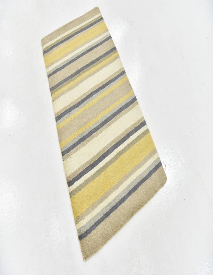 Detail image of  2' 8 x 4' 10 Luna Wool Rug