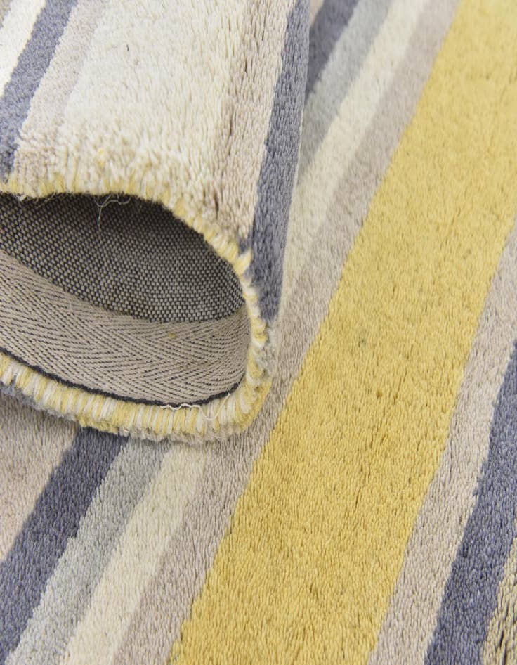 Detail image of  2' 8 x 4' 10 Luna Wool Rug
