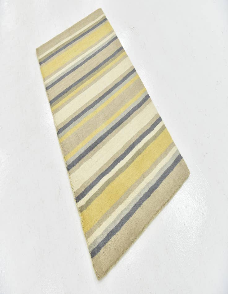 Detail image of  2' 8 x 4' 10 Luna Wool Rug