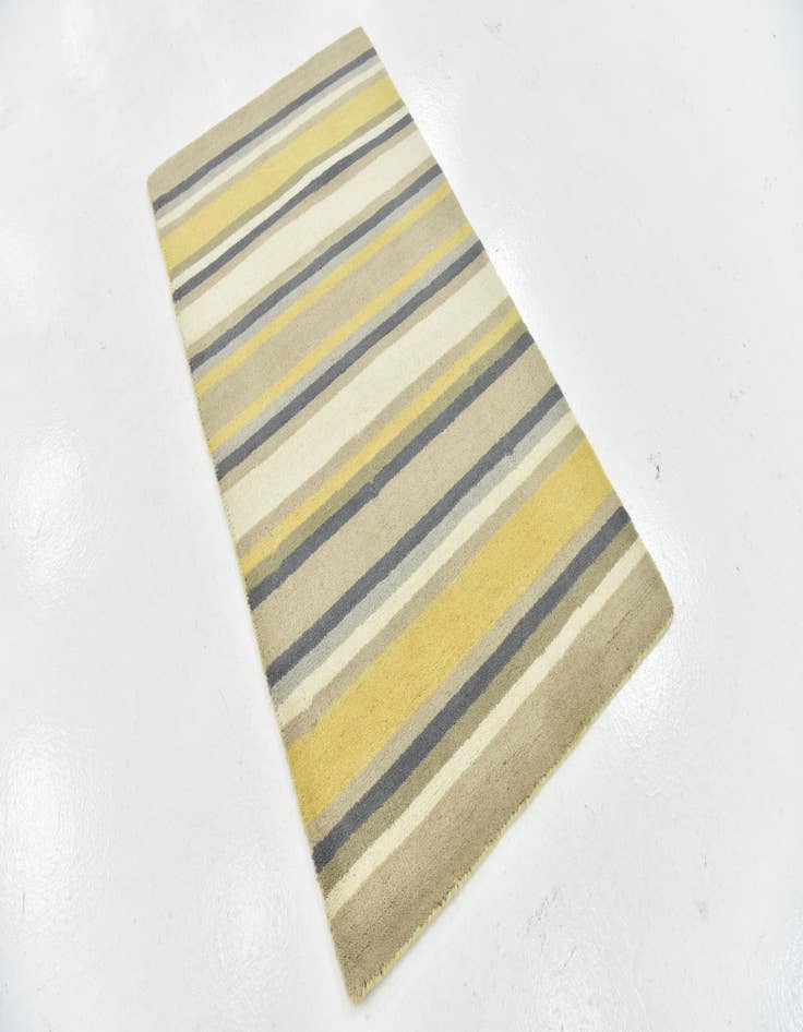 Detail image of  2' 9 x 5' Luna Wool Rug