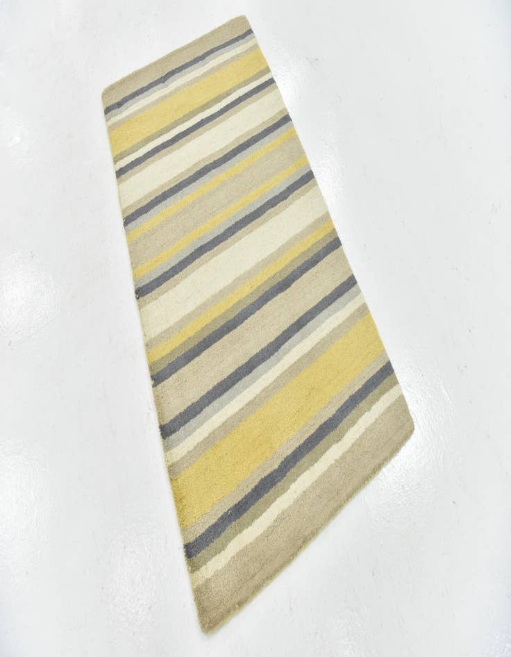 Detail image of  2' 8 x 4' 10 Luna Wool Rug