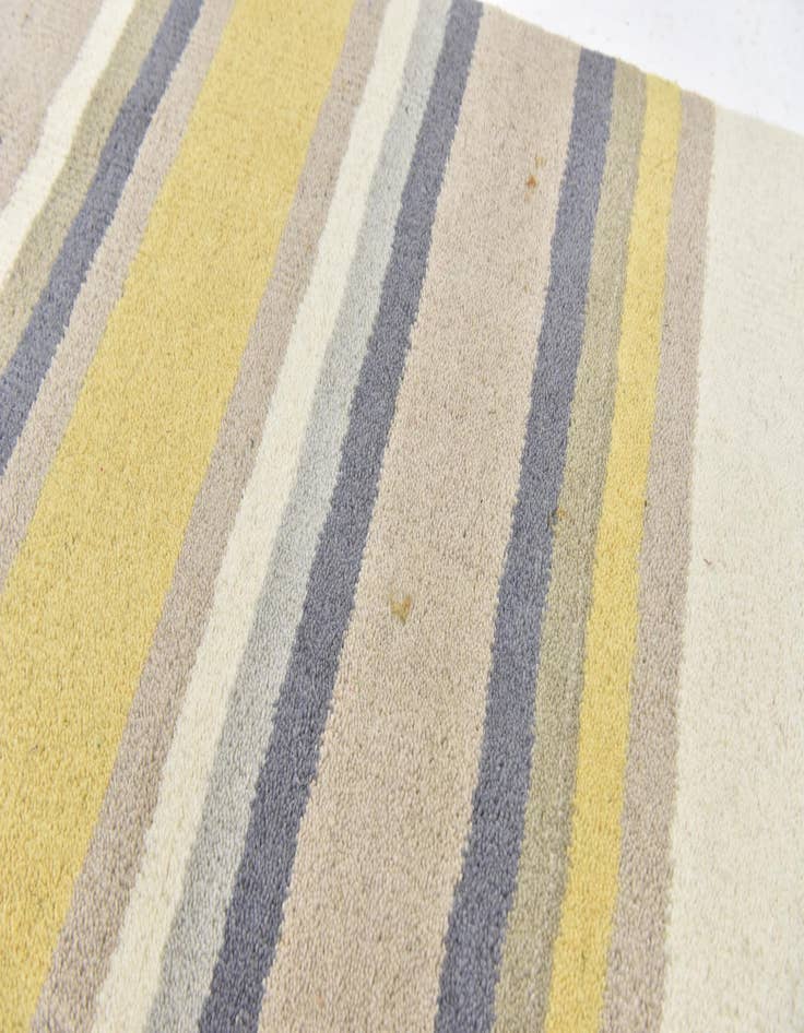 Detail image of  2' 8 x 4' 10 Luna Wool Rug