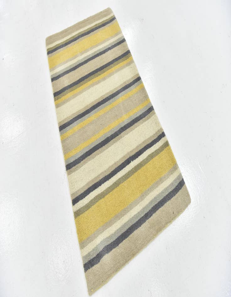 Detail image of  2' 8 x 4' 10 Luna Wool Rug