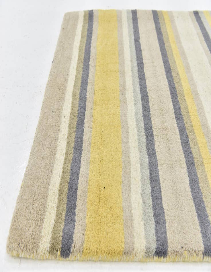 Detail image of  2' 8 x 4' 10 Luna Wool Rug