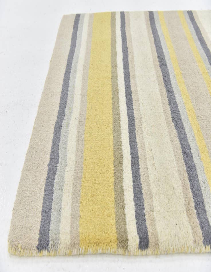 Detail image of  2' 8 x 5' Luna Wool Rug