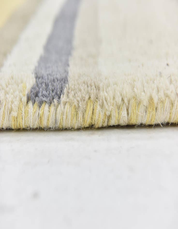 Detail image of  2' 8 x 5' Luna Wool Rug