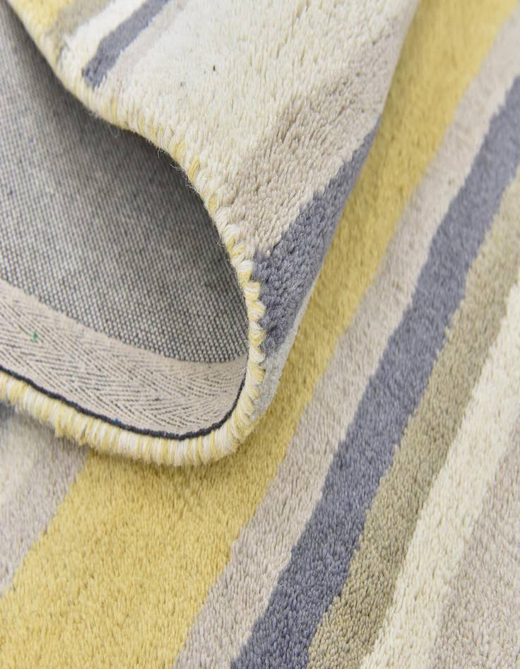 Detail image of  2' 8 x 5' Luna Wool Rug