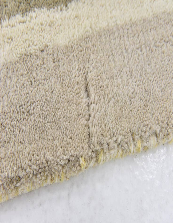 Detail image of  2' 8 x 5' Luna Wool Rug