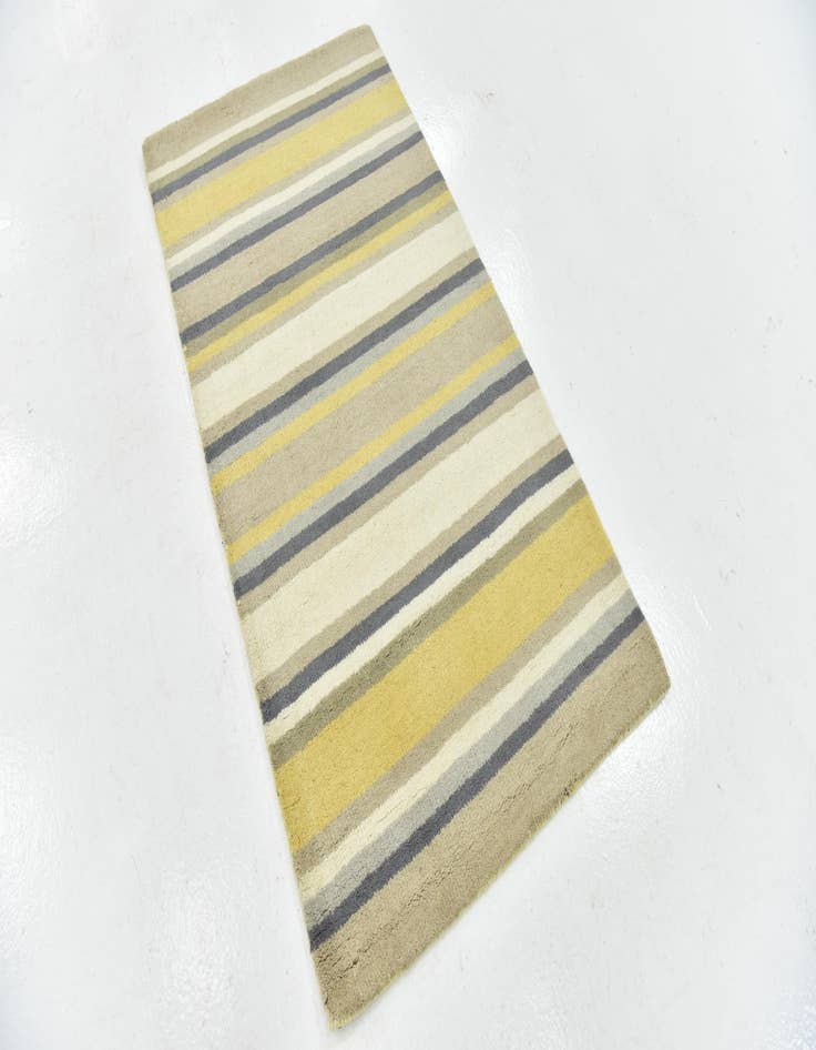 Detail image of  2' 8 x 5' Luna Wool Rug