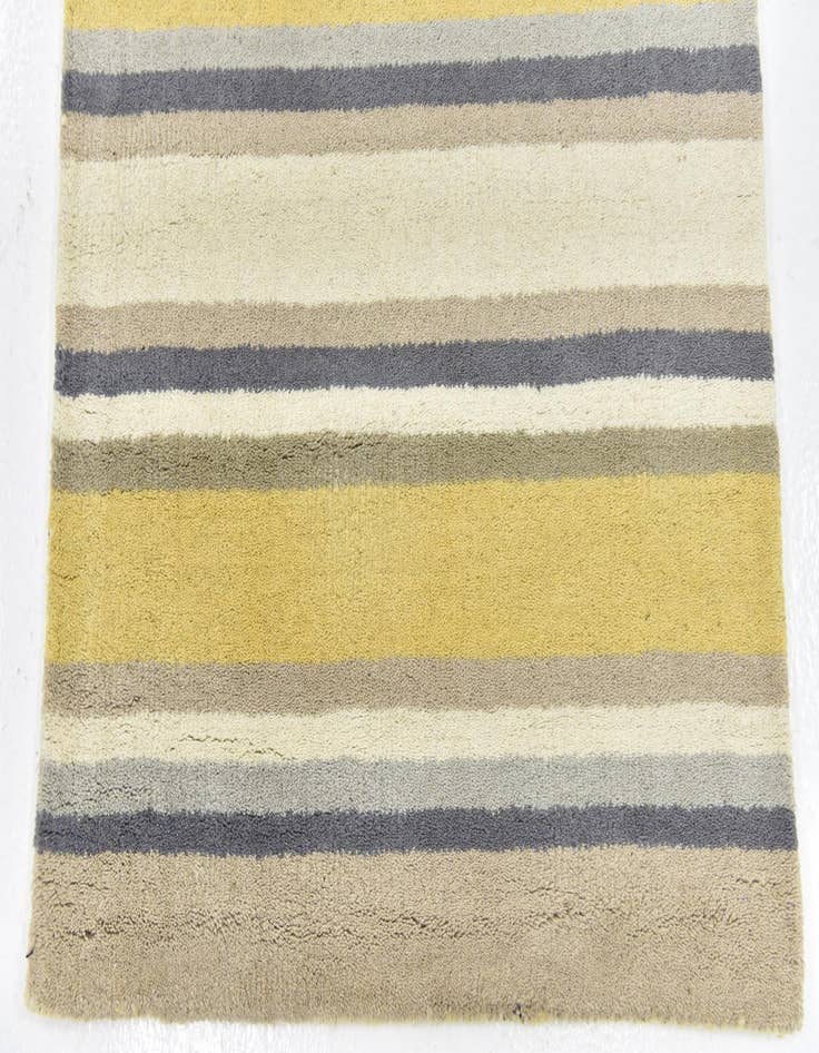 Detail image of  2' 8 x 5' Luna Wool Rug