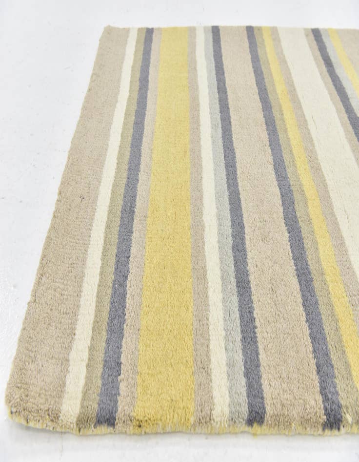 Detail image of  2' 8 x 5' Luna Wool Rug