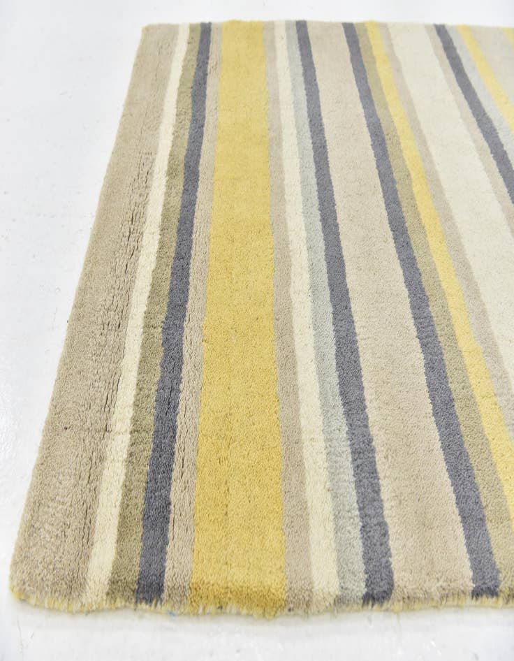 Detail image of  2' 8 x 4' 10 Luna Wool Rug