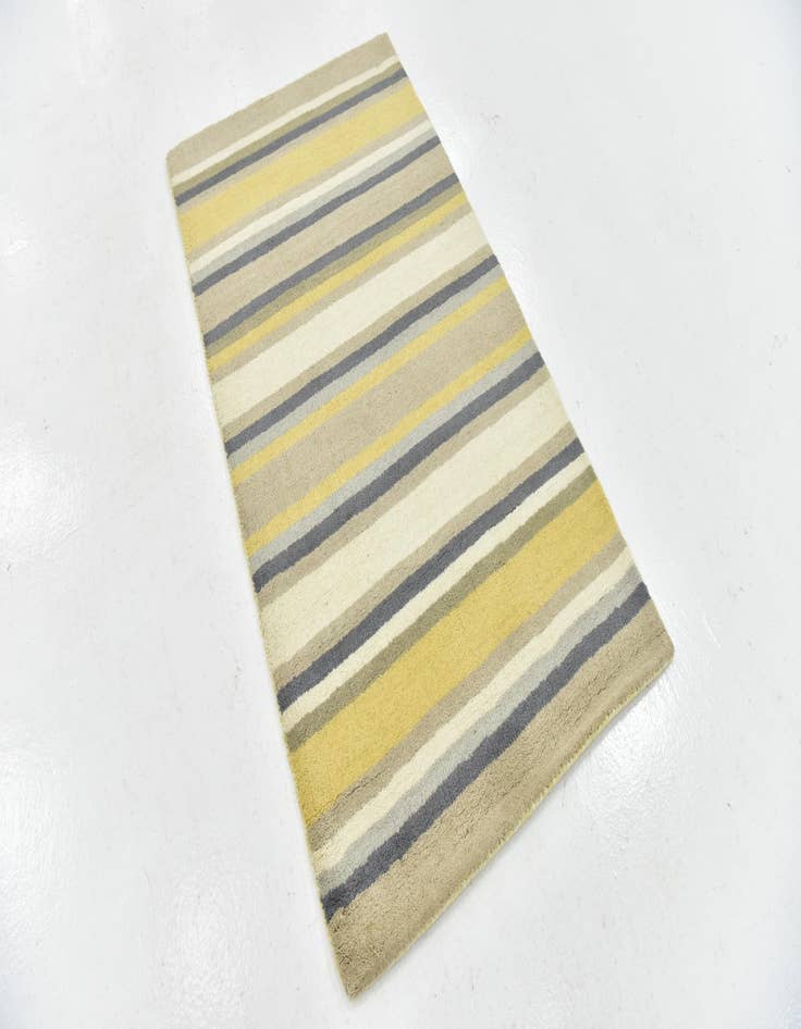 Detail image of  2' 8 x 4' 10 Luna Wool Rug