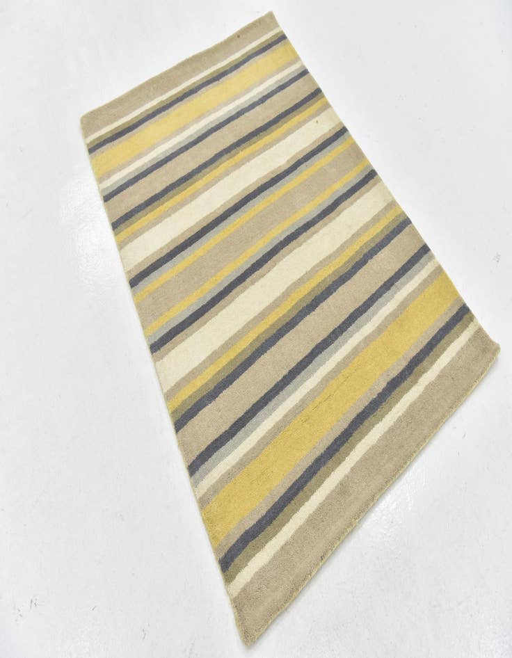 Detail image of  4' x 5' 8 Luna Wool Rug