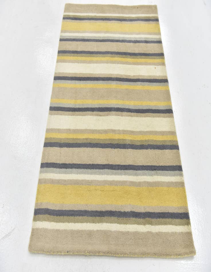 Detail image of  4' x 5' 8 Luna Wool Rug