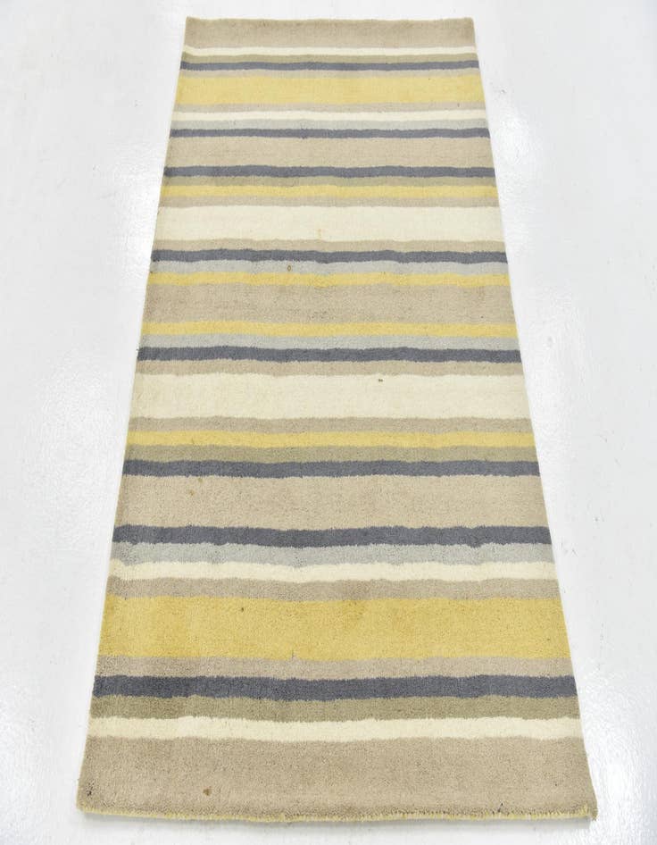 Detail image of  4' x 5' 7 Luna Wool Rug