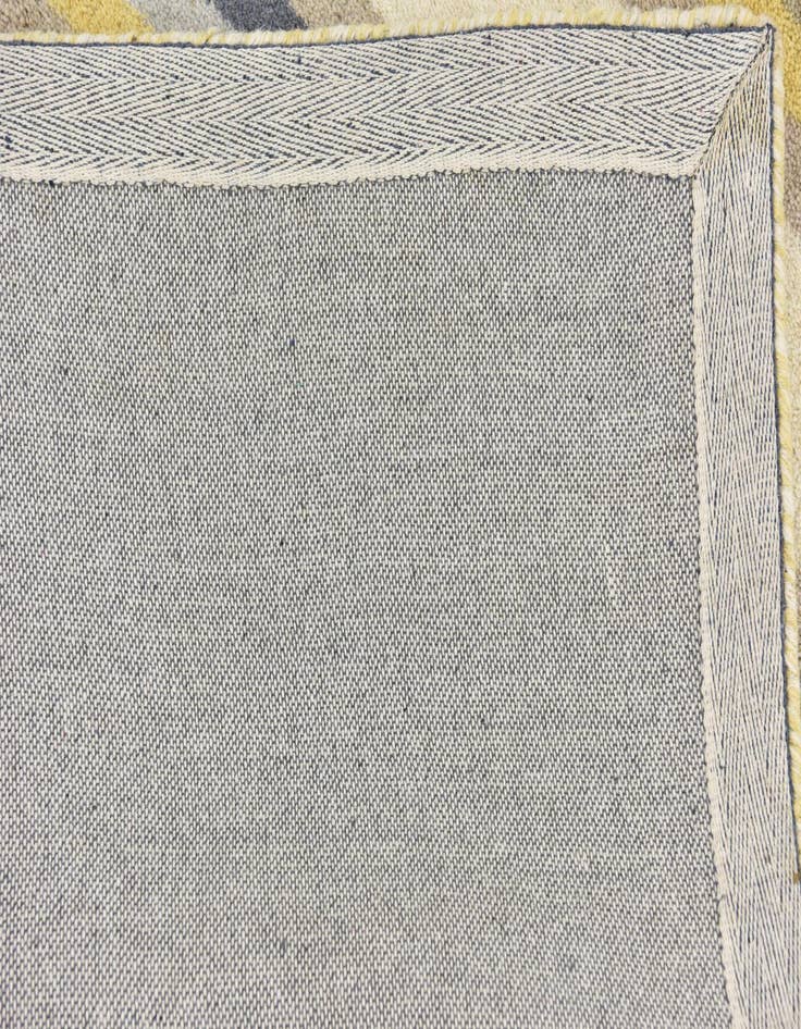 Detail image of  4' x 5' 7 Luna Wool Rug