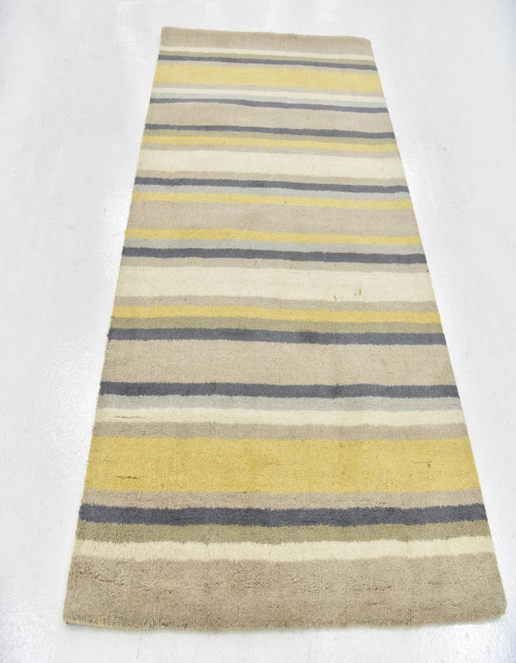 Detail image of  4' x 5' 5 Luna Wool Rug