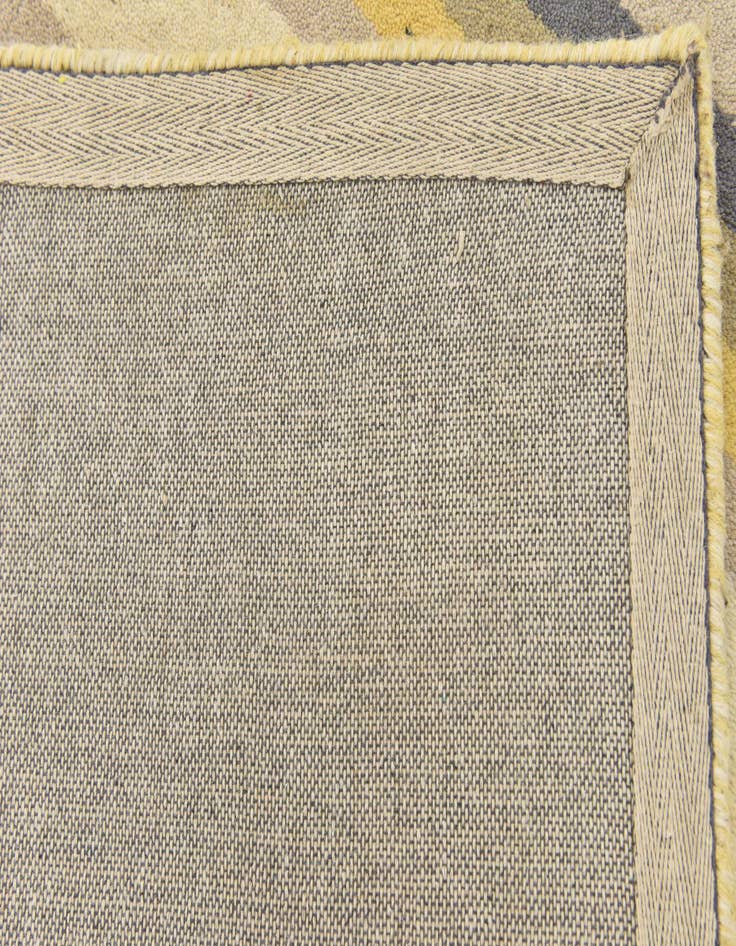 Detail image of  4' x 5' 7 Luna Wool Rug