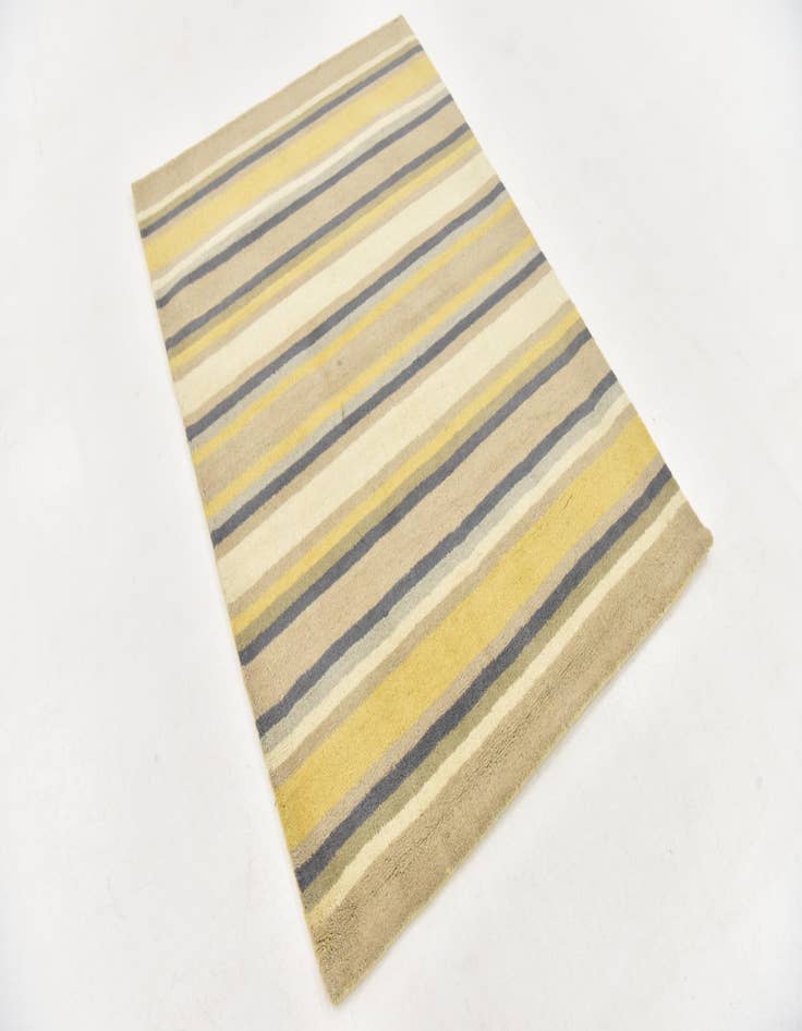 Detail image of  3' 10 x 5' 7 Luna Wool Rug