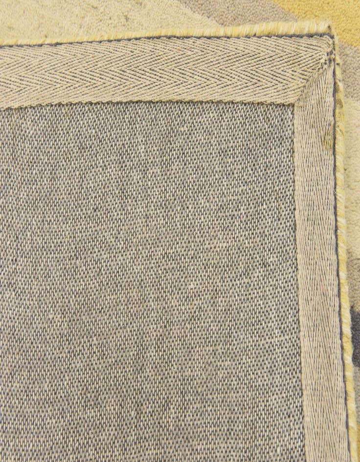 Detail image of  4' x 5' 6 Luna Wool Rug