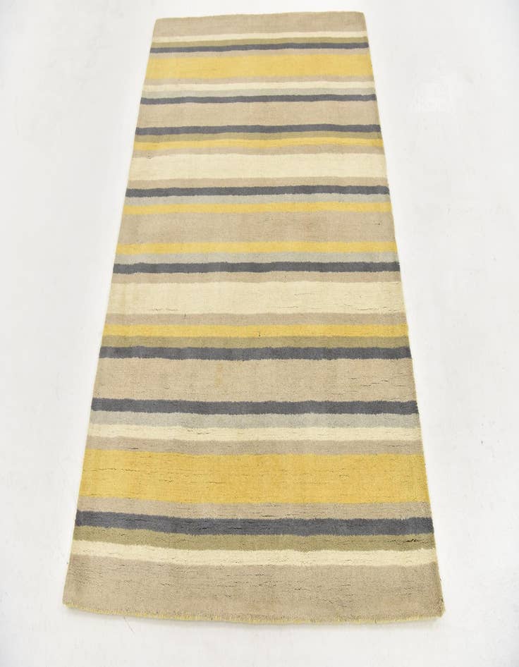 Detail image of  4' x 5' 6 Luna Wool Rug