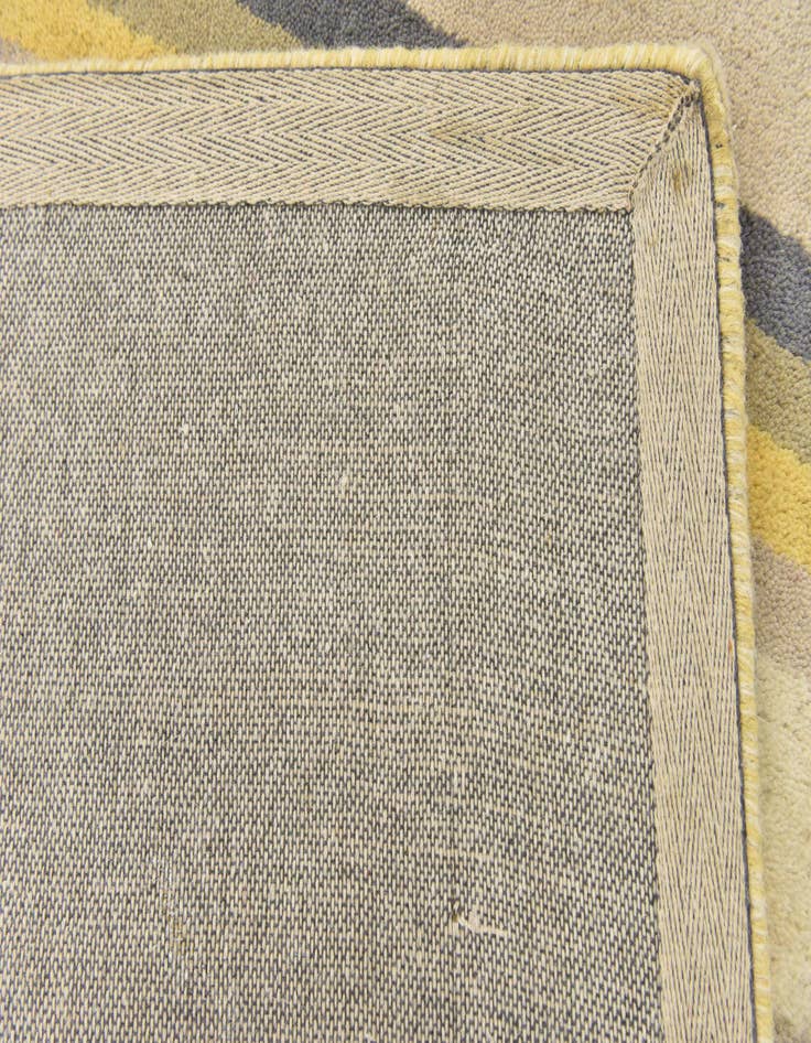 Detail image of  4' x 5' 6 Luna Wool Rug