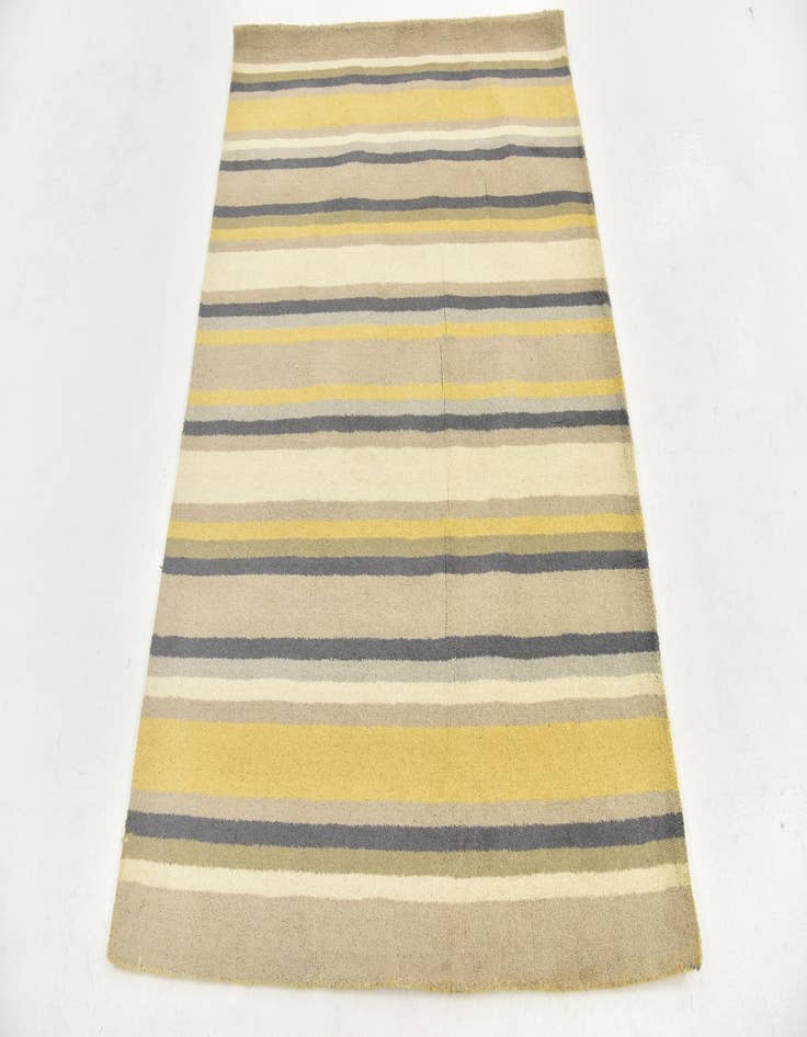 Detail image of  4' x 5' 6 Luna Wool Rug