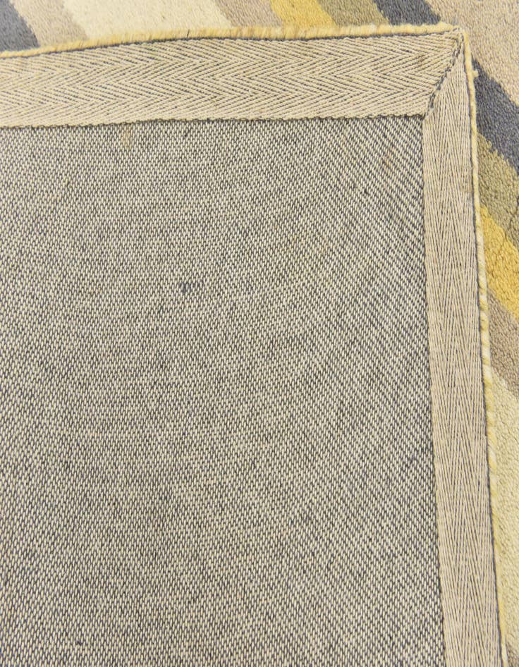 Detail image of  4' x 5' 6 Luna Wool Rug