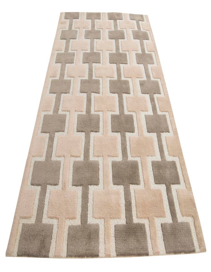 Detail image of  5' x 7' 6 Luna Rug