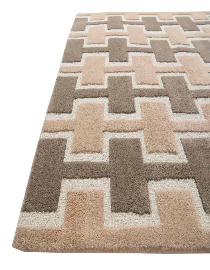 Detail image of  5' x 7' 6 Luna Rug