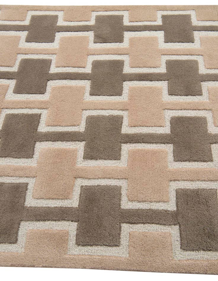 Detail image of  5' x 7' 6 Luna Rug