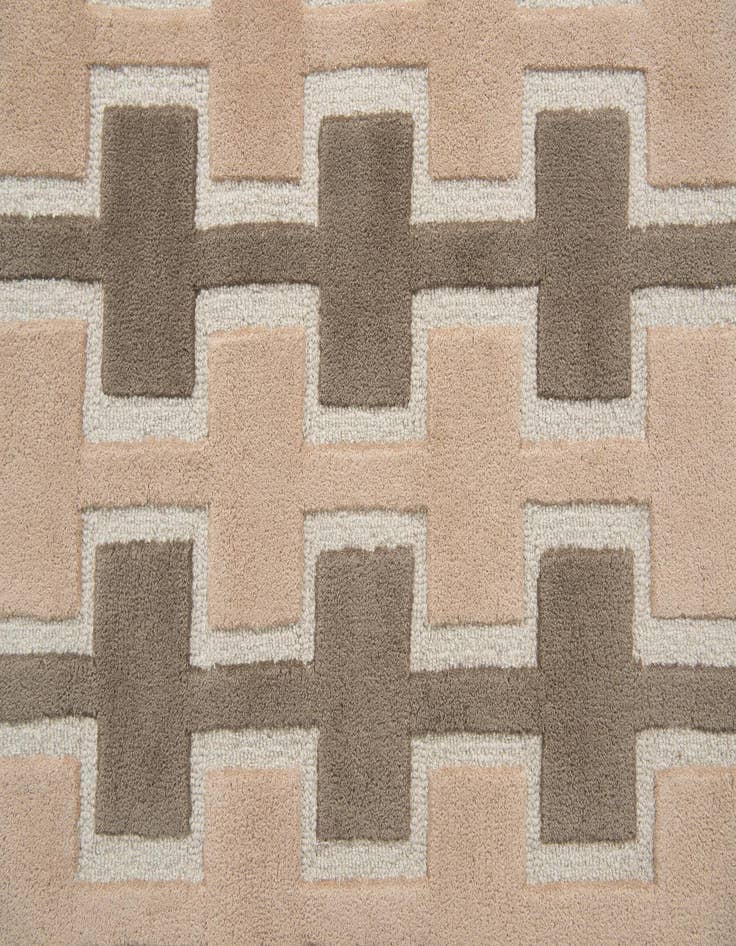Detail image of  5' x 7' 6 Luna Rug