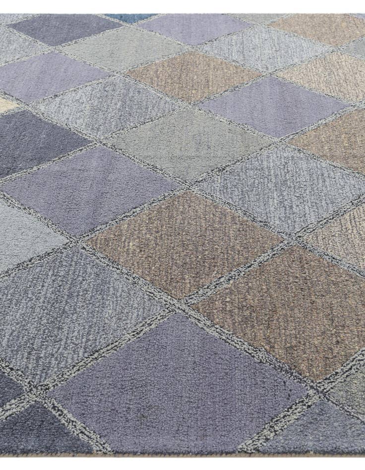 Detail image of  8' x 10' 1 Luna Rug