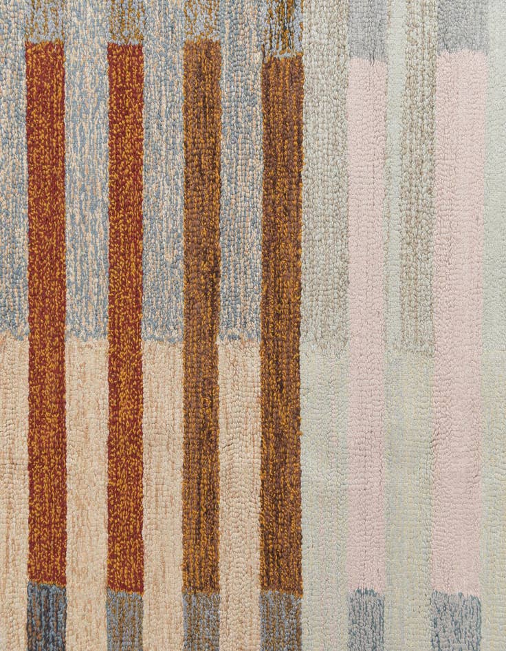 Detail image of  8' 1 x 10' 2 Luna Rug