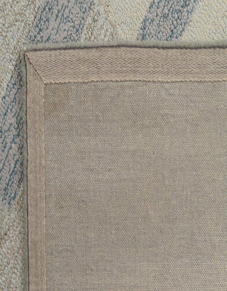 Detail image of  8' 1 x 10' 2 Luna Rug