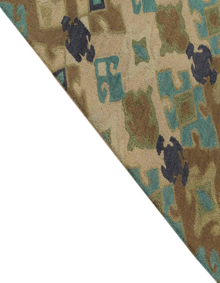 Detail image of  8' x 9' 10 Luna Rug