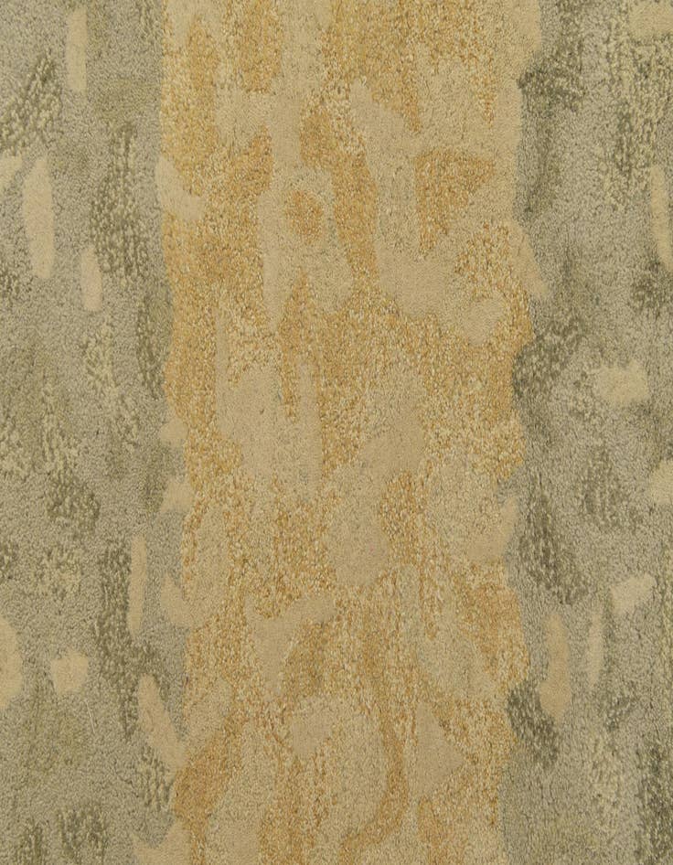 Detail image of  8' x 10' Luna Rug